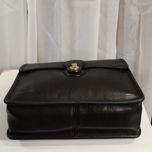 SOLD Vintage Coach Black/Brass Willis #9927 - Picture 8 of 17